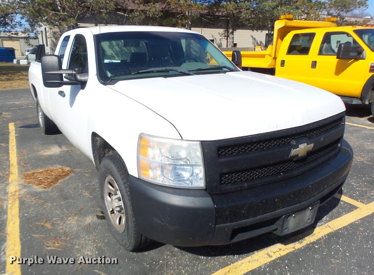 image for item DC4419 2007 Chevrolet Silverado 1500 Ext. Cab pickup truck
