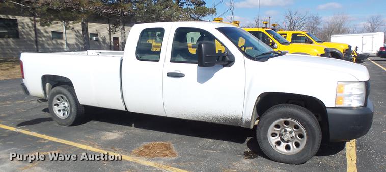 image for item DC4419 2007 Chevrolet Silverado 1500 Ext. Cab pickup truck