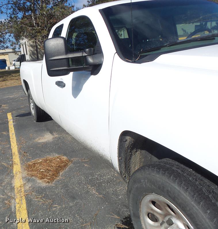 image for item DC4419 2007 Chevrolet Silverado 1500 Ext. Cab pickup truck