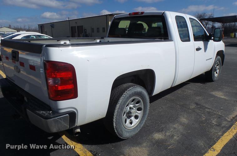 image for item DC4420 2007 Chevrolet Silverado 1500 Ext. Cab pickup truck