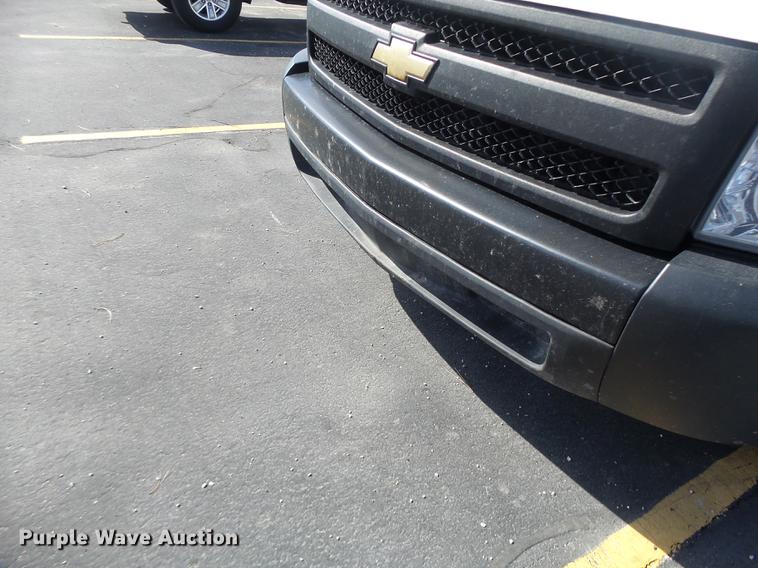 image for item DC4420 2007 Chevrolet Silverado 1500 Ext. Cab pickup truck