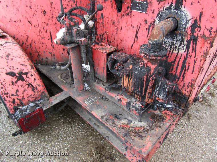 image for item DC4441 1999 Crafco EZ Pour 400DP melter applicator