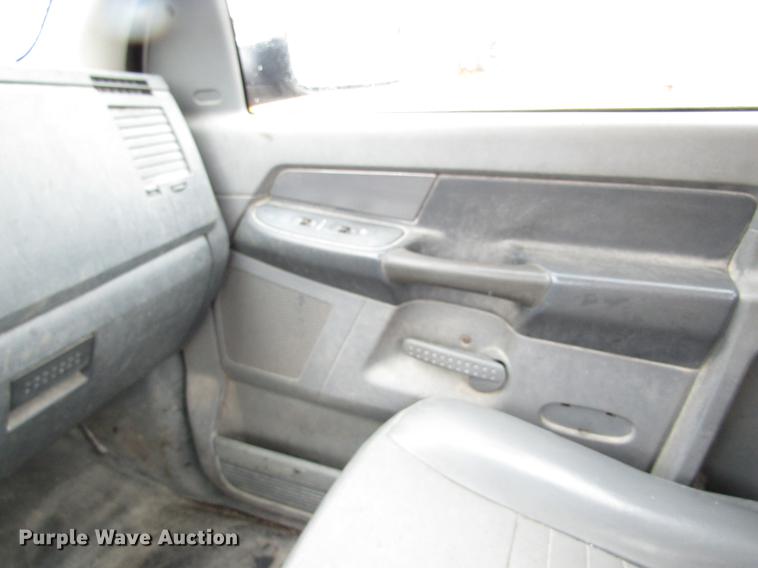 image for item DC4447 2007 Dodge Ram 2500 pickup truck