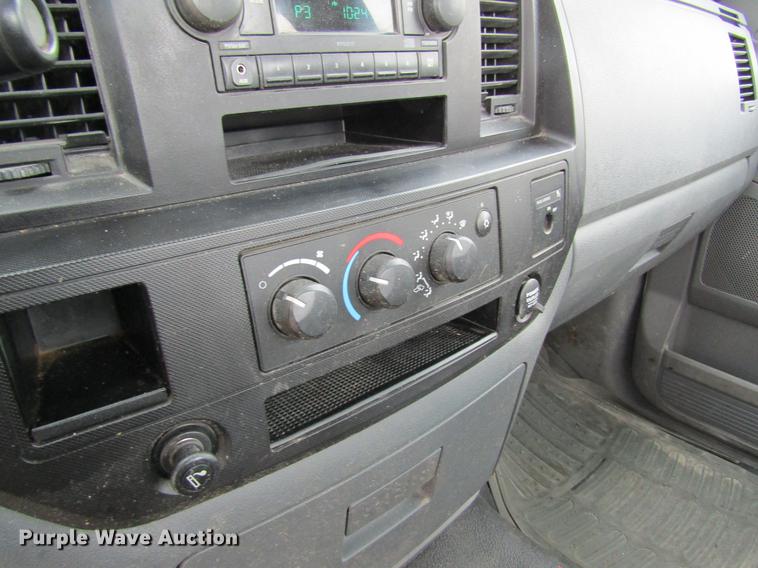 image for item DC4448 2007 Dodge Ram 2500 pickup truck