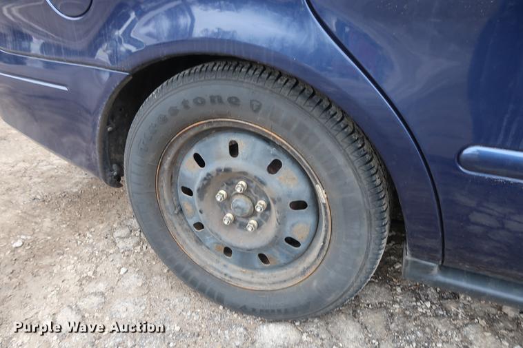 image for item DD5458 2001 Ford Taurus LX