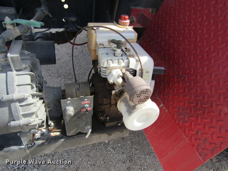 image for item DD8731 1983 Ford F600 tank truck