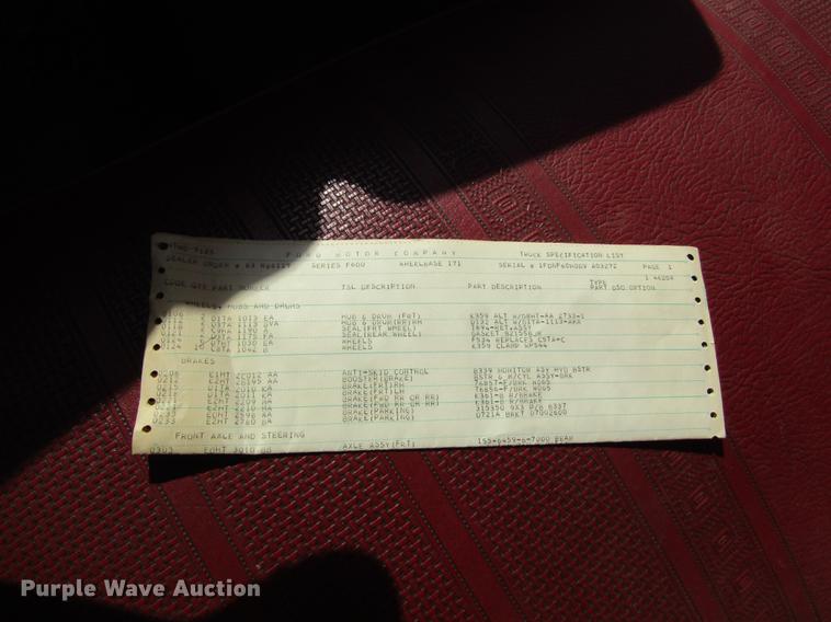 image for item DD8731 1983 Ford F600 tank truck