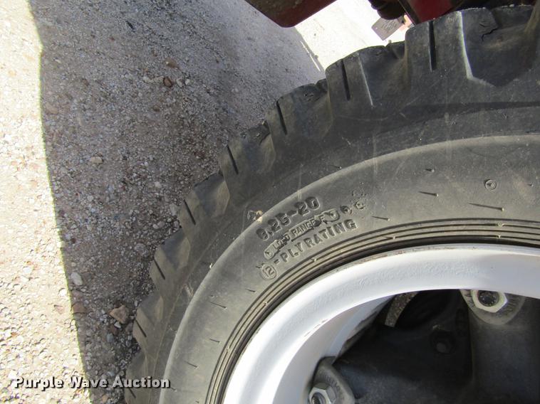 image for item DD8731 1983 Ford F600 tank truck