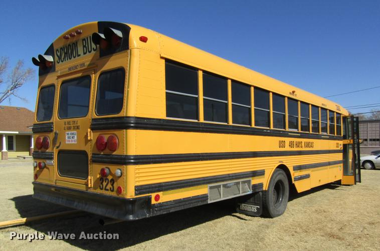 image for item DD8736 1997 International 3800 Thomas school bus