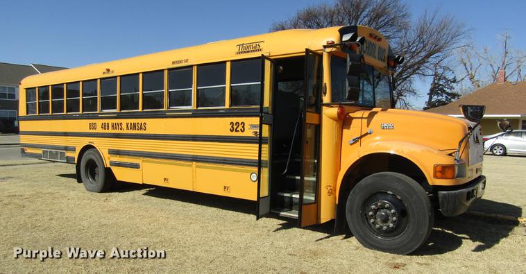 image for item DD8736 1997 International 3800 Thomas school bus