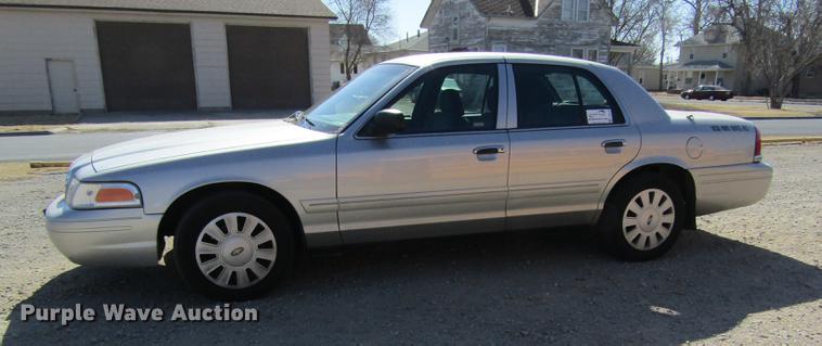 image for item DD8738 2008 Ford Crown Victoria Police Interceptor