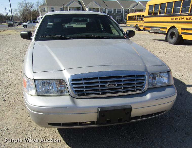 image for item DD8738 2008 Ford Crown Victoria Police Interceptor
