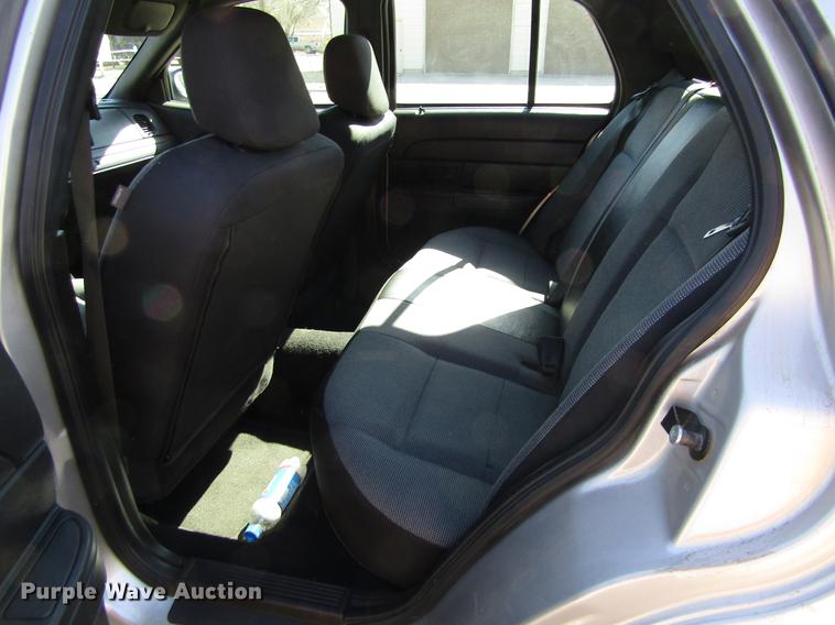 image for item DD8738 2008 Ford Crown Victoria Police Interceptor