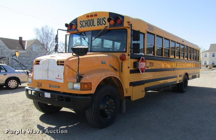 image for item DD8739 1997 International 3800 school bus