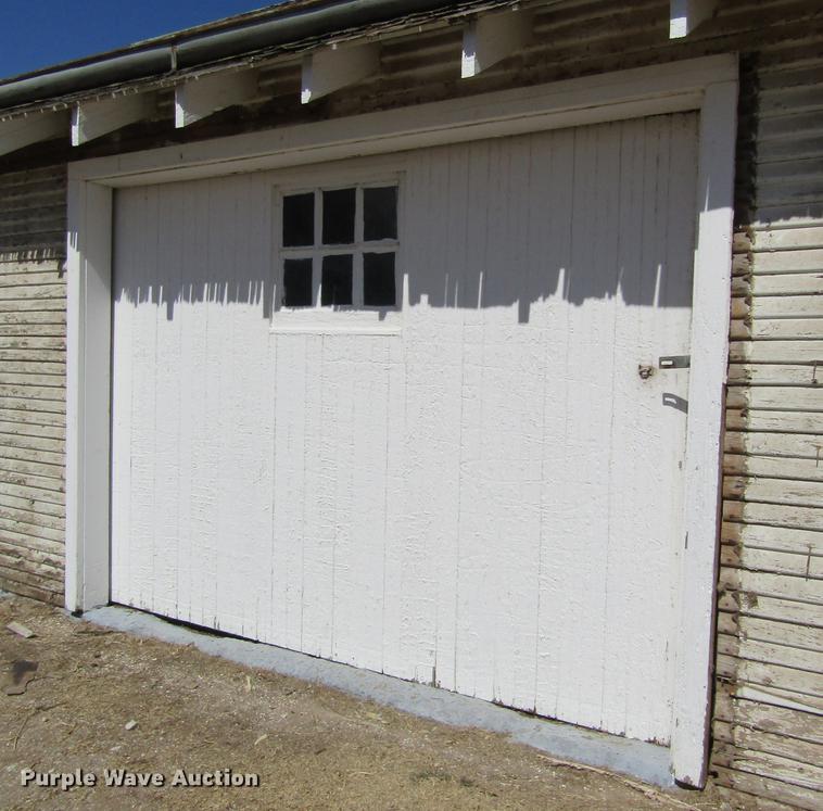 image for item DD8741 (8) barn doors