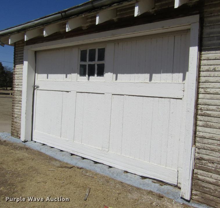 image for item DD8741 (8) barn doors