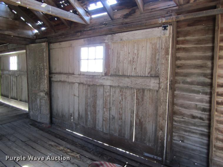 image for item DD8741 (8) barn doors