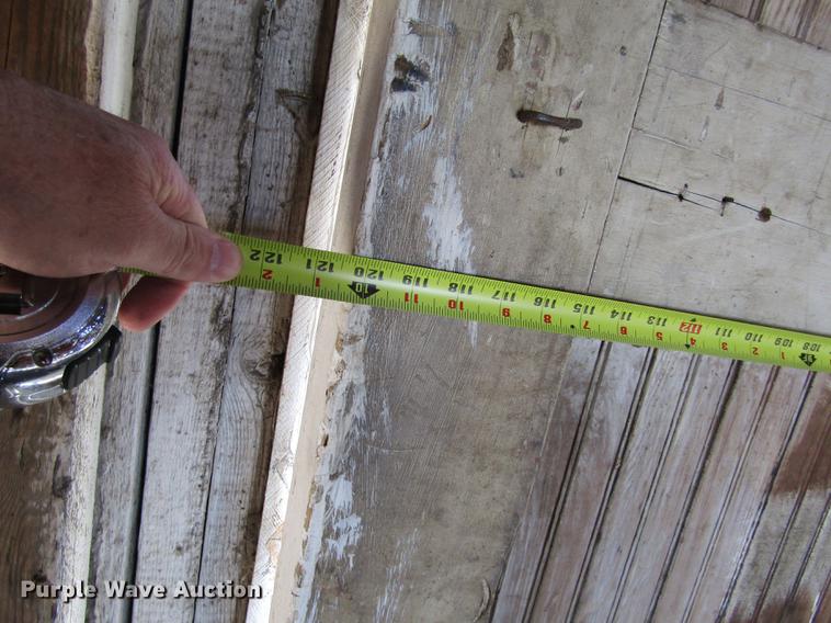 image for item DD8741 (8) barn doors