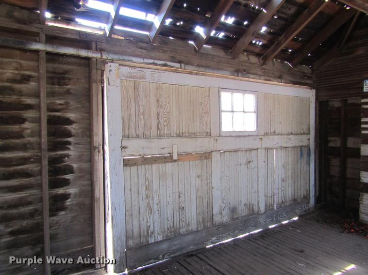 image for item DD8741 (8) barn doors