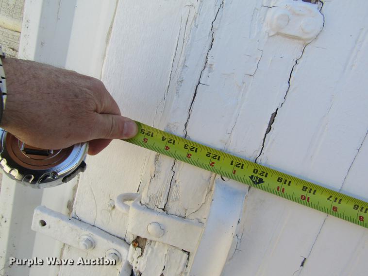 image for item DD8741 (8) barn doors