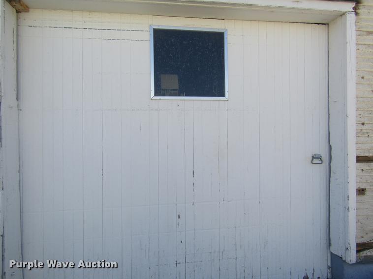 image for item DD8741 (8) barn doors