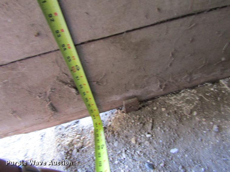 image for item DD8741 (8) barn doors