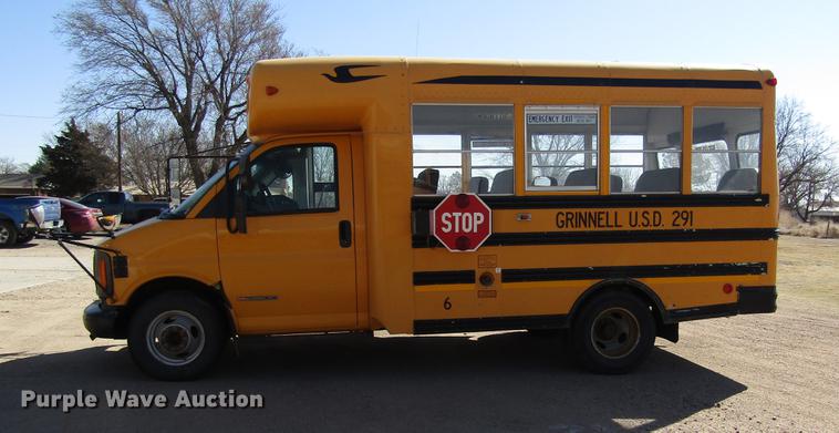 image for item DD8742 1998 GMC Savana G3500 Cargo school bus