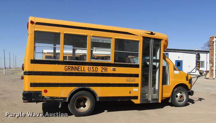 image for item DD8742 1998 GMC Savana G3500 Cargo school bus