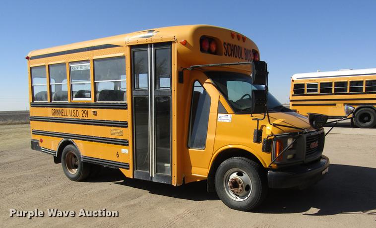 image for item DD8742 1998 GMC Savana G3500 Cargo school bus
