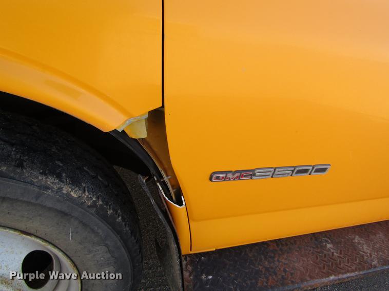 image for item DD8742 1998 GMC Savana G3500 Cargo school bus