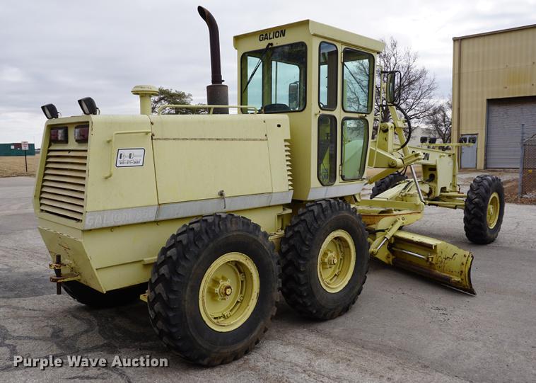 image for item DE3096 1993 Galion Dresser 850 motor grader