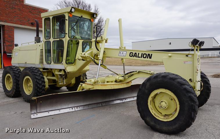 image for item DE3096 1993 Galion Dresser 850 motor grader
