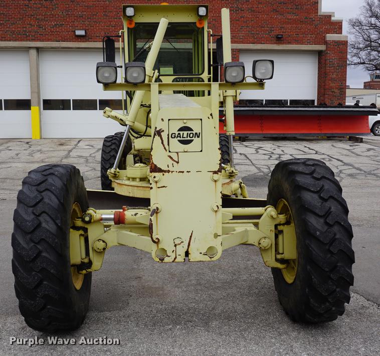image for item DE3096 1993 Galion Dresser 850 motor grader
