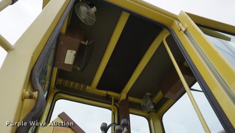 image for item DE3096 1993 Galion Dresser 850 motor grader