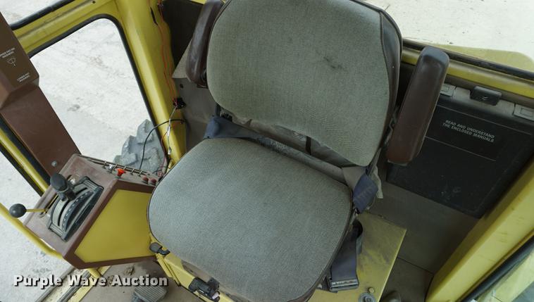 image for item DE3096 1993 Galion Dresser 850 motor grader