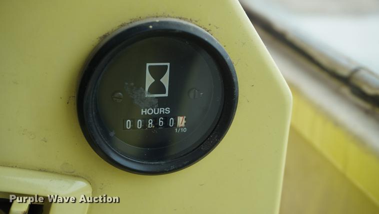 image for item DE3096 1993 Galion Dresser 850 motor grader