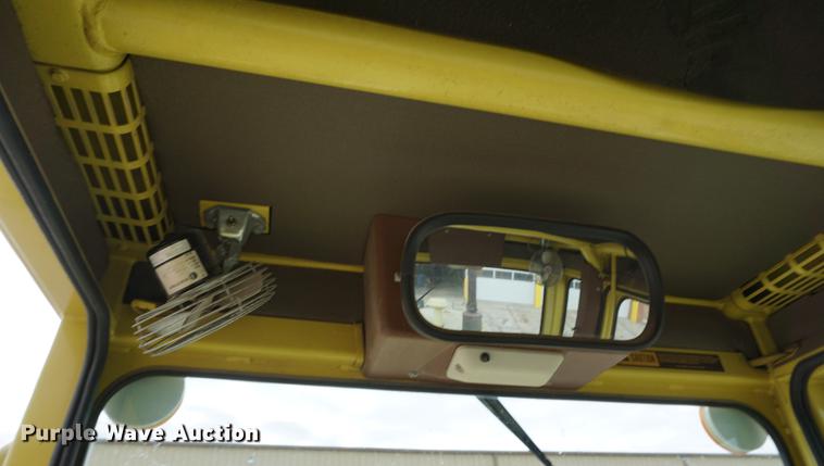 image for item DE3096 1993 Galion Dresser 850 motor grader