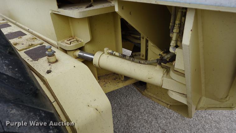 image for item DE3096 1993 Galion Dresser 850 motor grader