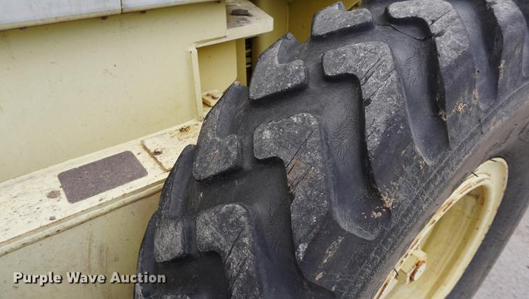 image for item DE3096 1993 Galion Dresser 850 motor grader