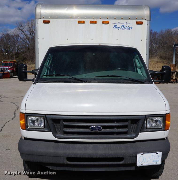 2003 Ford E350 Super Duty box truck in Olathe, KS Item DE3097 sold