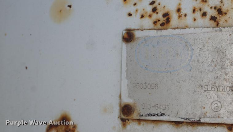 image for item DE3100 1997 International 4700 dump truck