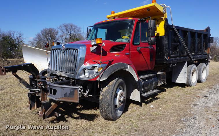 image for item DE3101 2008 International 7400 dump truck