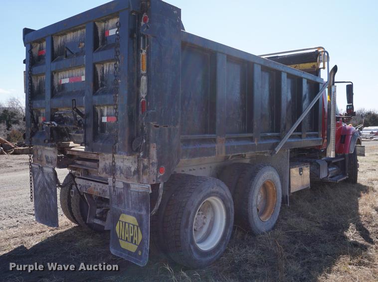 image for item DE3101 2008 International 7400 dump truck