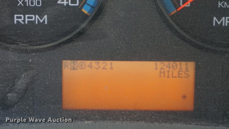 image for item DE3101 2008 International 7400 dump truck