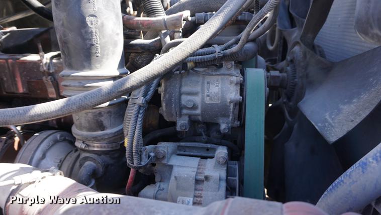 image for item DE3101 2008 International 7400 dump truck