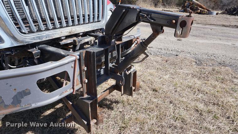 image for item DE3101 2008 International 7400 dump truck