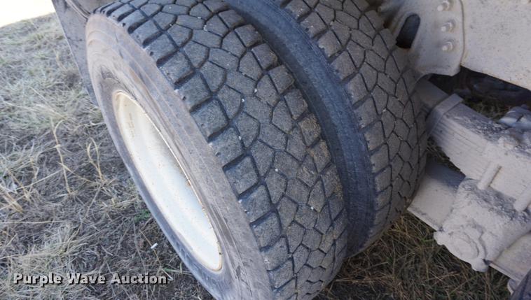 image for item DE3101 2008 International 7400 dump truck