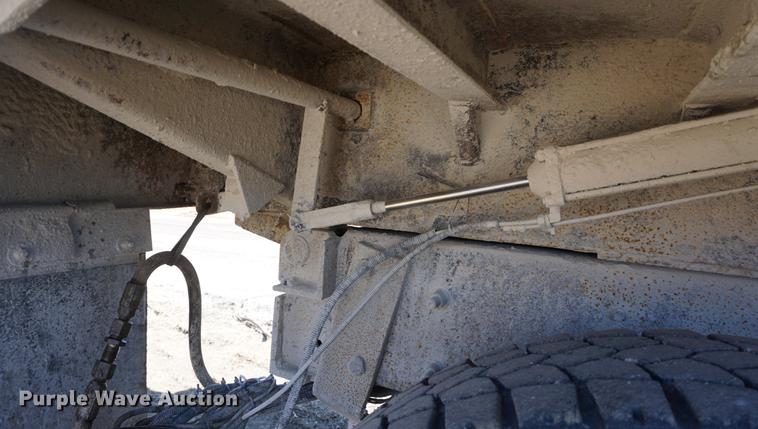 image for item DE3101 2008 International 7400 dump truck