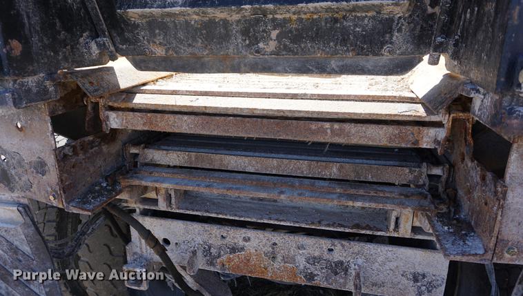 image for item DE3101 2008 International 7400 dump truck