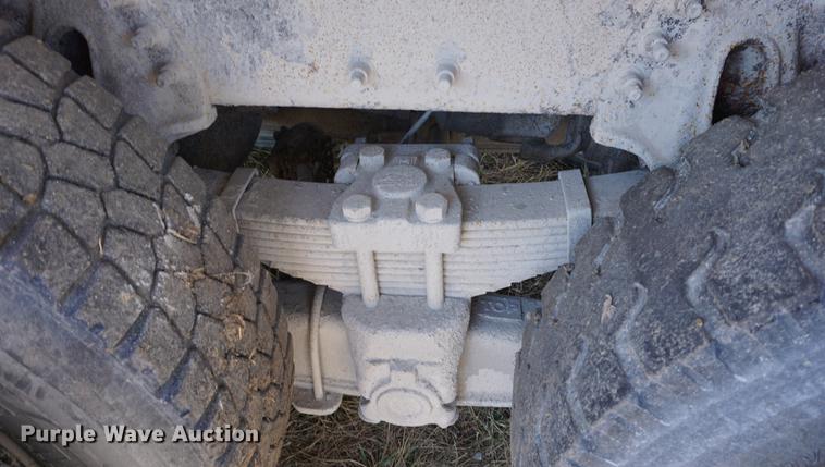 image for item DE3101 2008 International 7400 dump truck